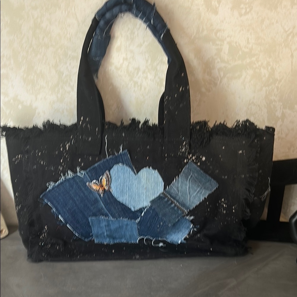 Darrah Ashley Stylish Denim Patchwork Tote Bag with pins - Picture 7 of 9